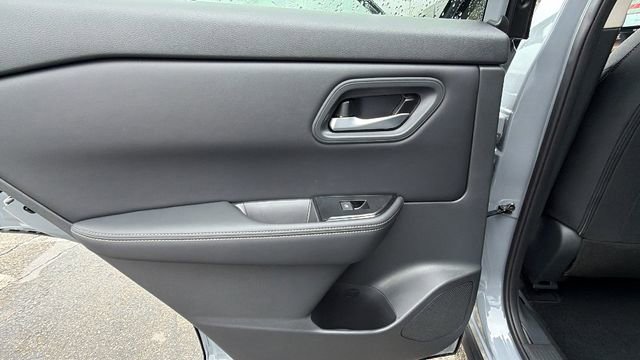 New 2026 Nissan Rogue SV image 14