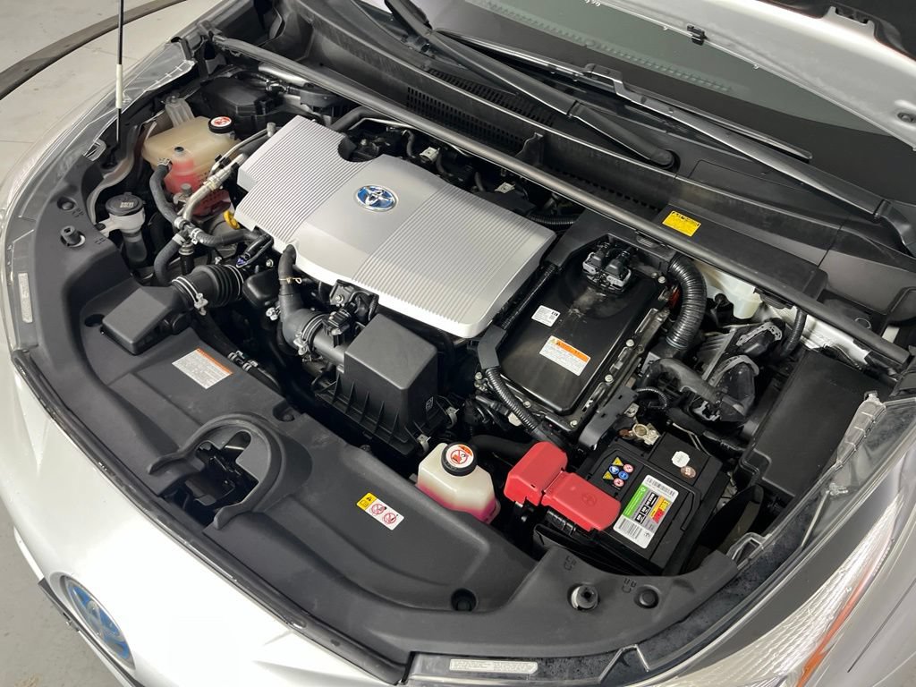Used 2017 Toyota Prius Two w/ Prius Two Safety Plus Package FWD image 11