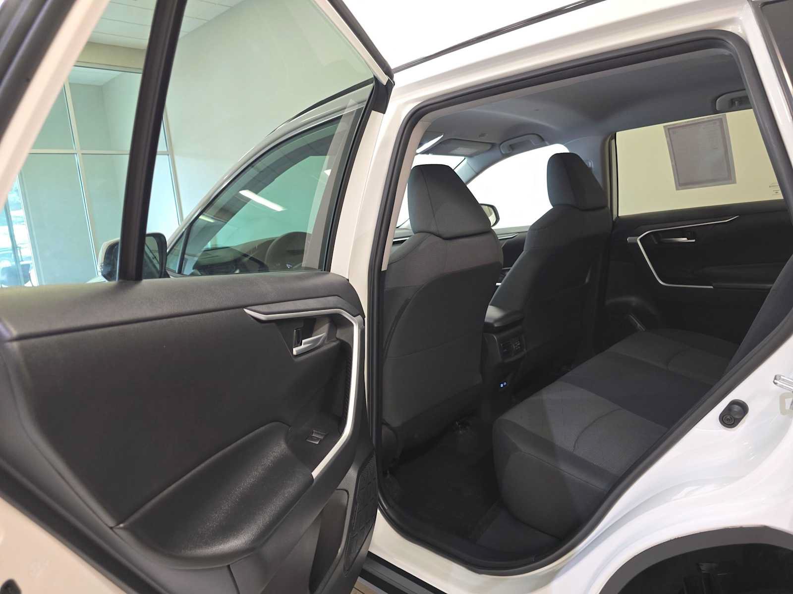 Certified 2023 Toyota RAV4 XLE AWD/4WD image 24