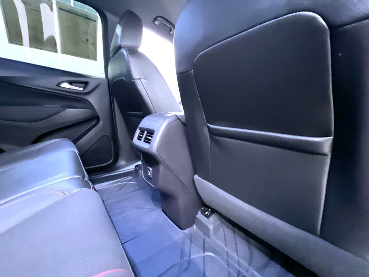 Used 2024 Chevrolet Equinox RS w/ LPO, Floor Liner Package FWD image 40