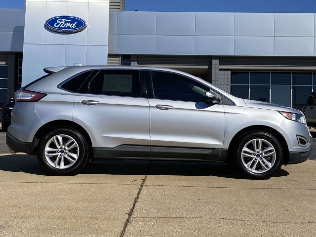 Used 2015 Ford Edge SEL w/ Equipment Group 201A FWD image 2