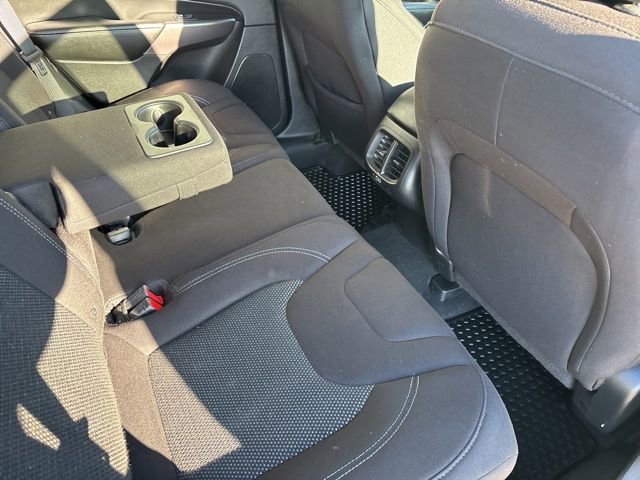 Used 2019 Jeep Cherokee Latitude w/ Cold Weather Group image 33