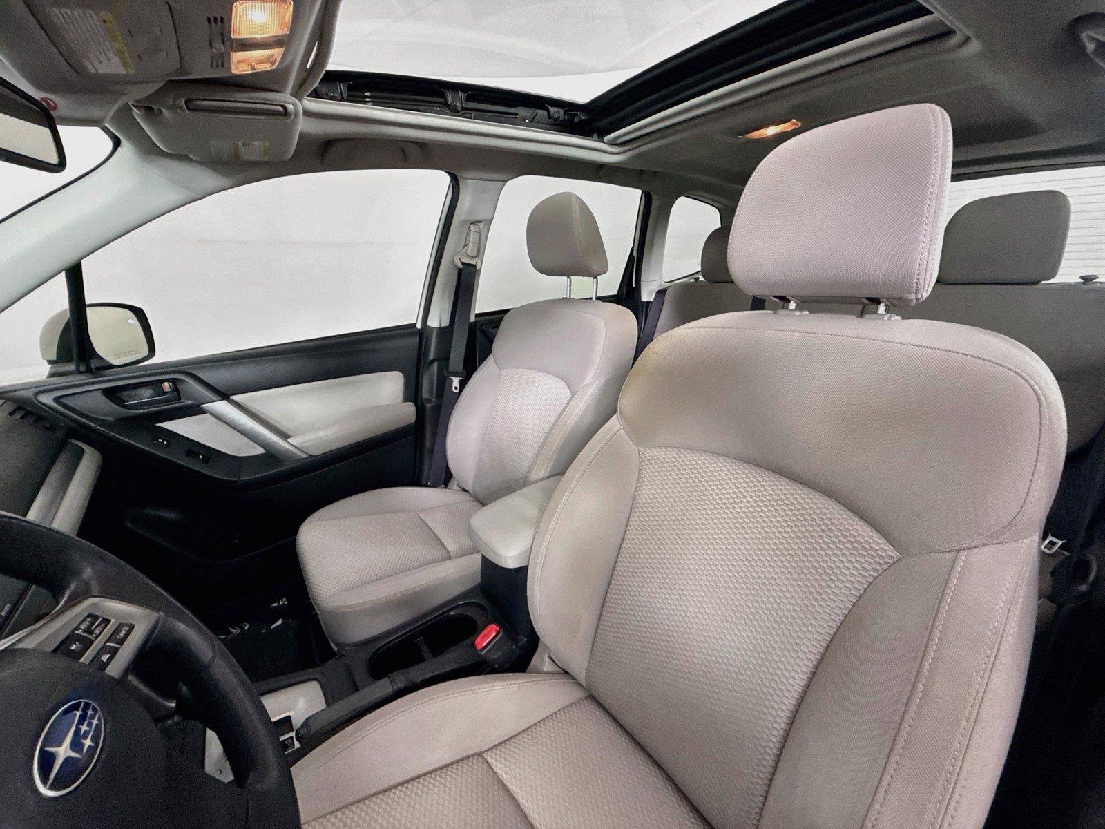 Used 2015 Subaru Forester 2.5i Premium AWD/4WD image 3