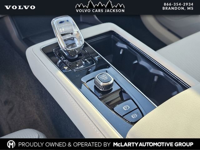 New 2026 Volvo XC90 B6 Ultra w/ Protection Package image 24