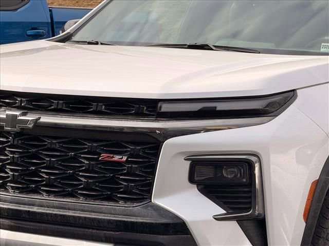 Used 2025 Chevrolet Traverse Z71 w/ Driver Confidence Package image 26