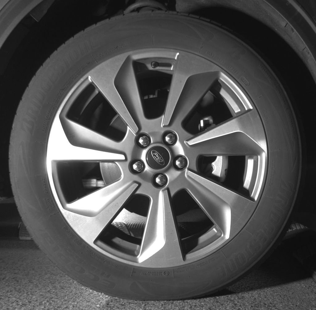 Used 2025 Ford Escape Platinum AWD/4WD image 30