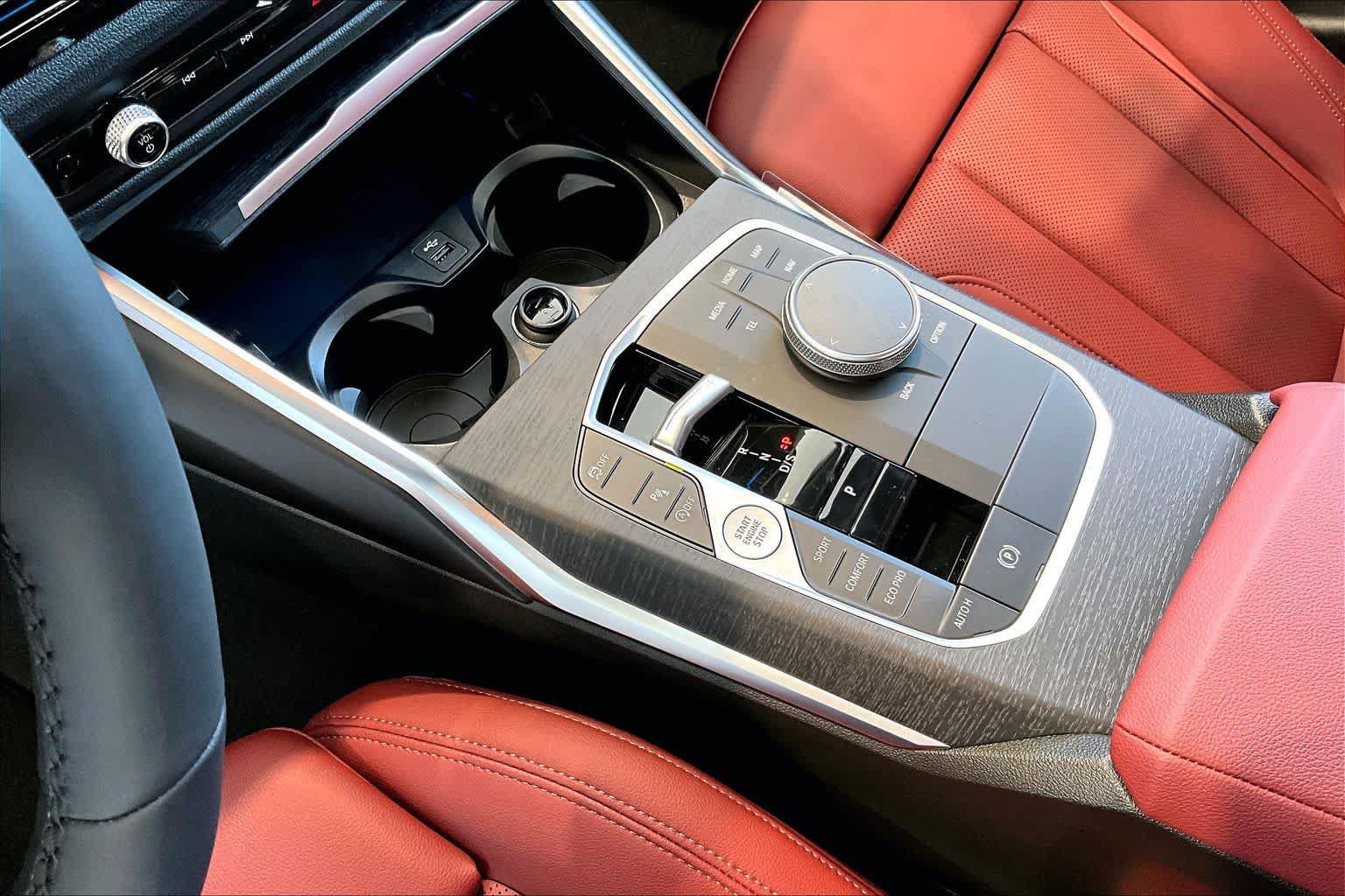 New 2026 BMW 330i Sedan w/ M Sport Package RWD image 8