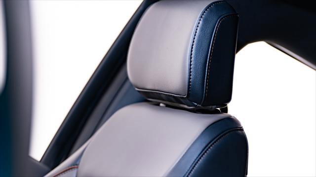 Used 2025 Ford F150 Lariat w/ Equipment Group 501A Mid image 15