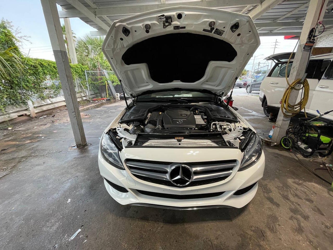 Used 2018 Mercedes-Benz C 300 4MATIC Sedan w/ Premium Package image 16