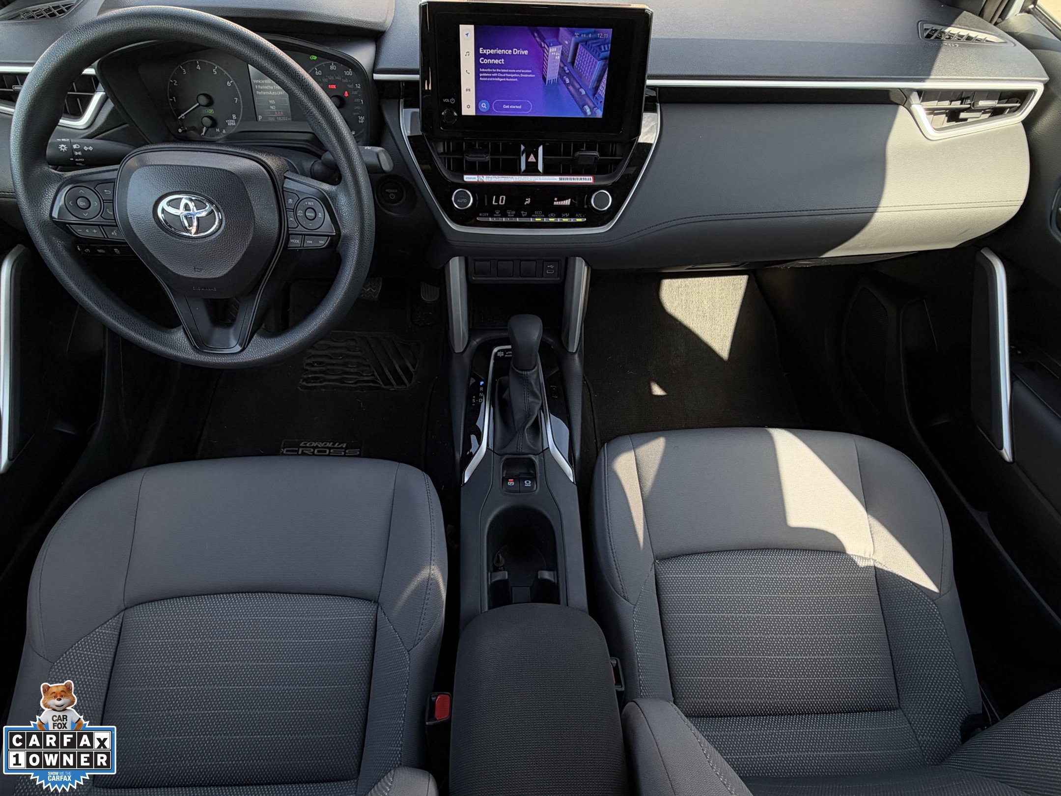 Used 2024 Toyota Corolla Cross AWD Hybrid image 14