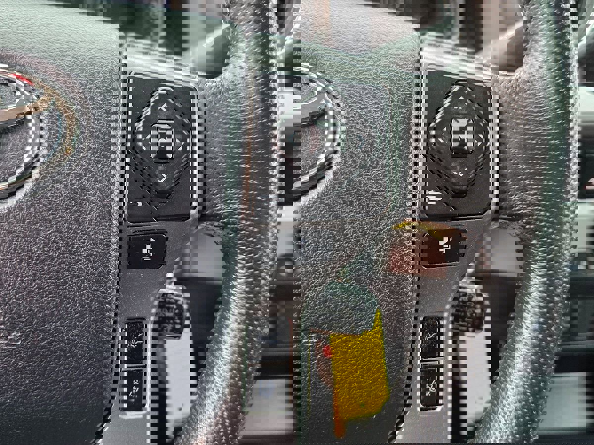 Used 2020 Toyota Tacoma SR5 image 39