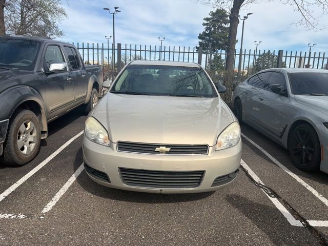 Used 2010 Chevrolet Impala LT w/ Luxury Edition Package FWD image 2