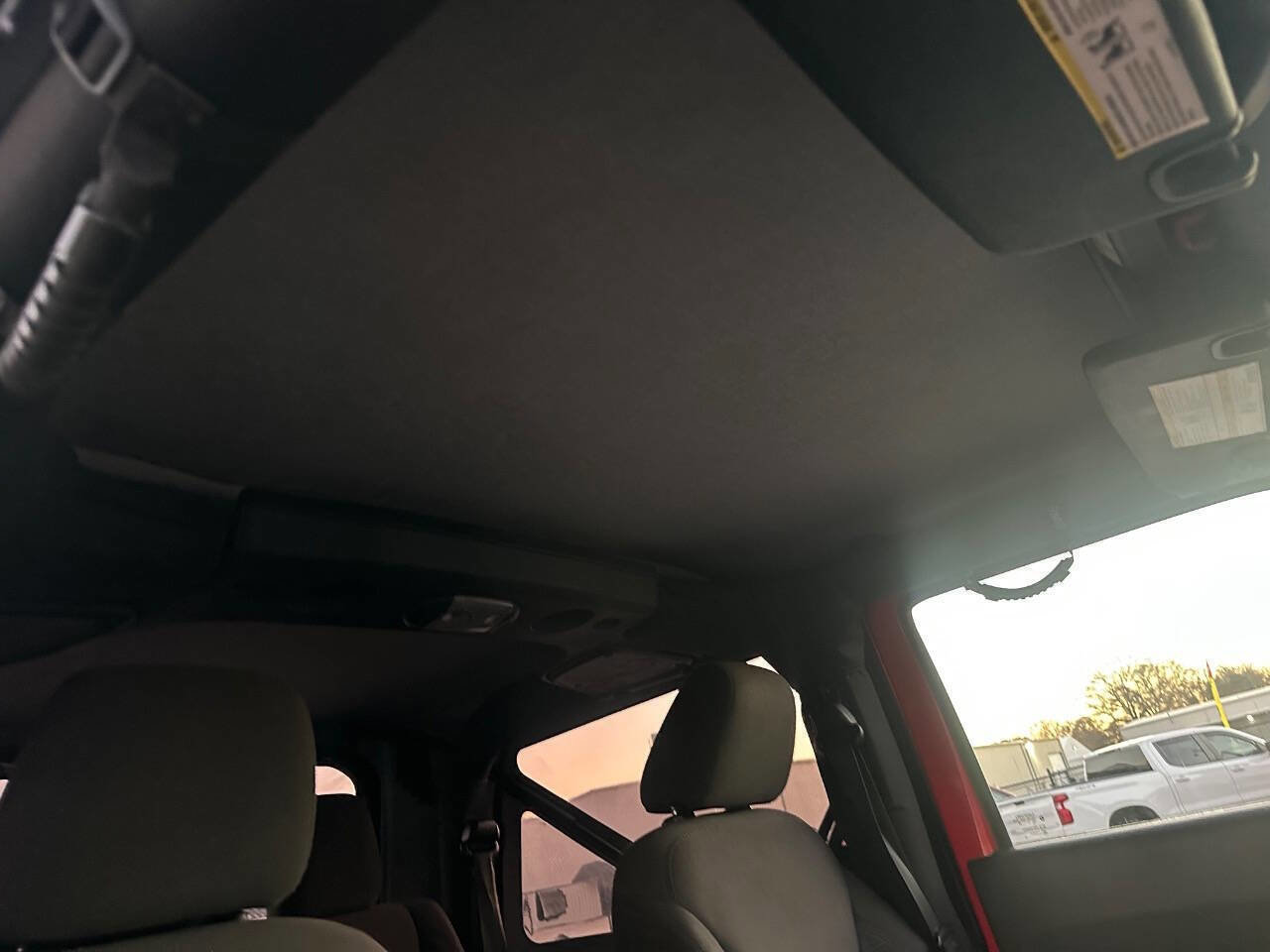 Used 2015 Jeep Wrangler Sport image 35