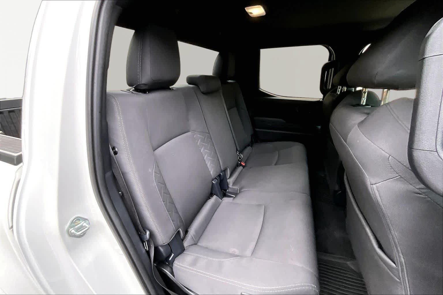 Certified 2024 Toyota Tacoma SR AWD/4WD image 20