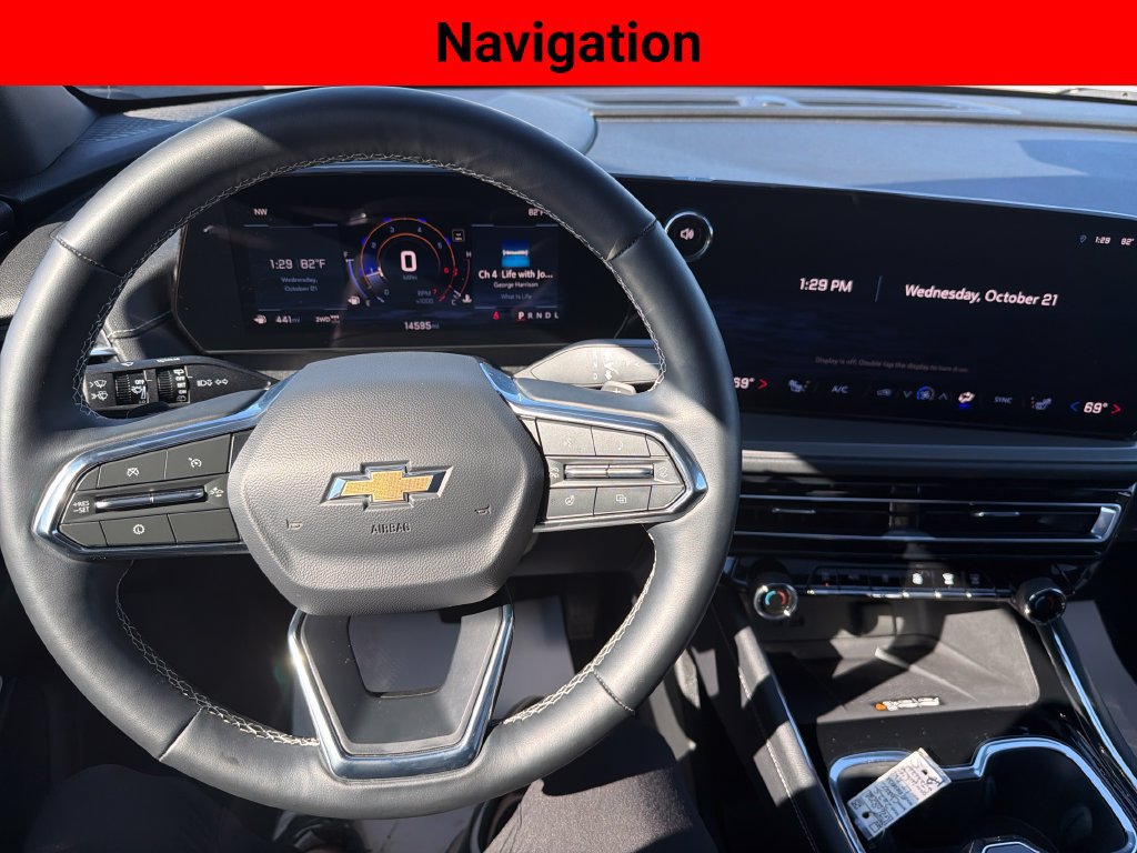 Certified 2025 Chevrolet Traverse LT w/ Sun and Wheel Package AWD/4WD image 15
