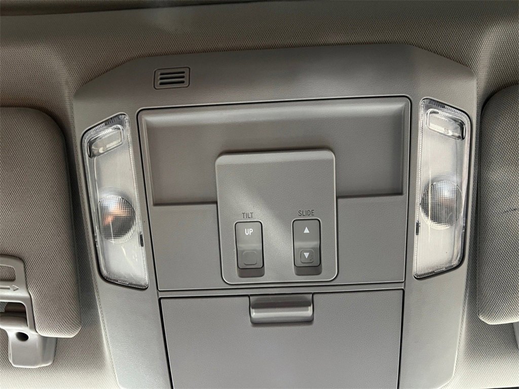 Used 2016 Toyota Tundra SR5 image 35