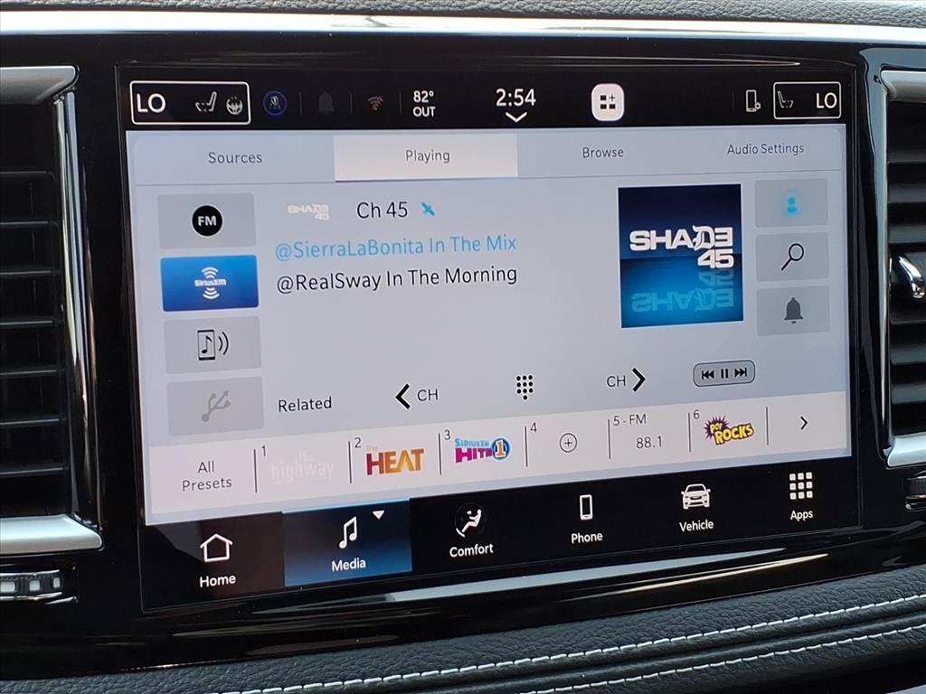 New 2027 Chrysler Pacifica Select FWD image 28