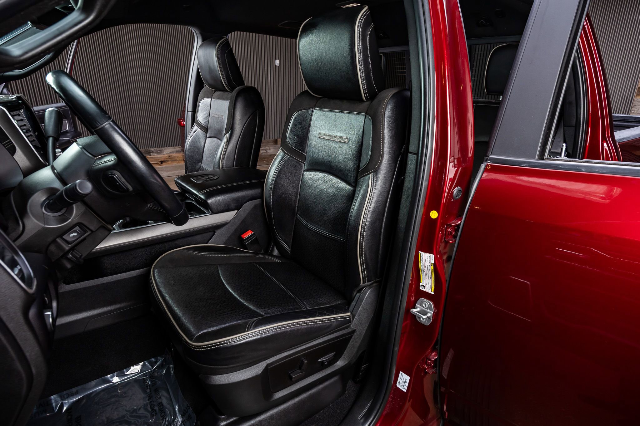 Used 2022 RAM 3500 Laramie image 24