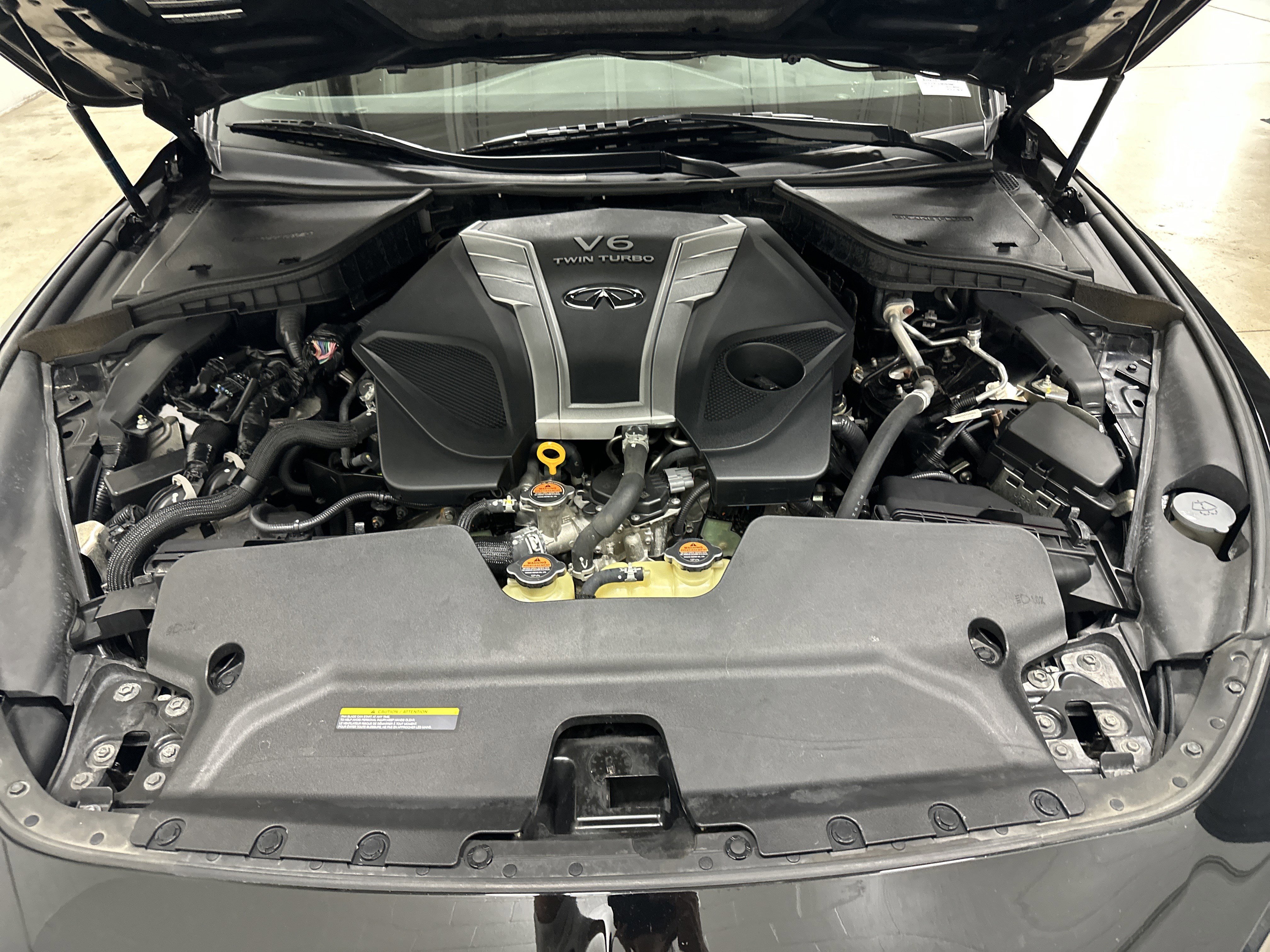 Used 2018 INFINITI Q60 3.0t Luxe w/ Sensory Package 3.0T Luxe AWD/4WD image 34