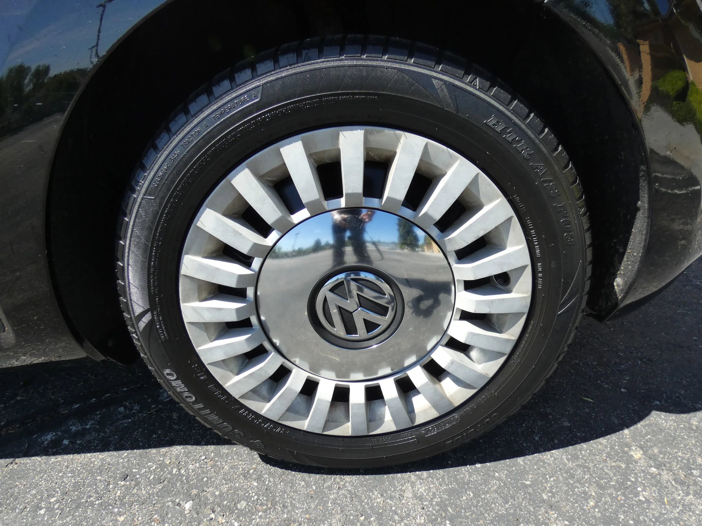 Used 2014 Volkswagen Beetle 2.5 image 15