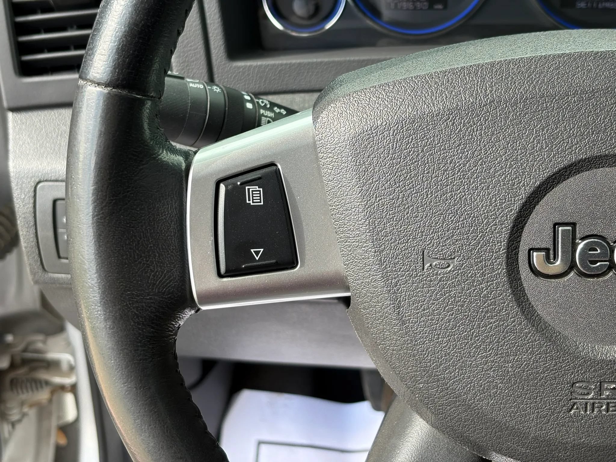 Used 2008 Jeep Grand Cherokee SRT8 w/ SRT Option Group II AWD/4WD image 14