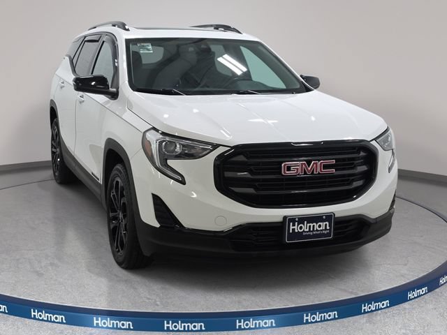 Used 2020 GMC Terrain SLE w/ Driver Convenience Package AWD/4WD image 3