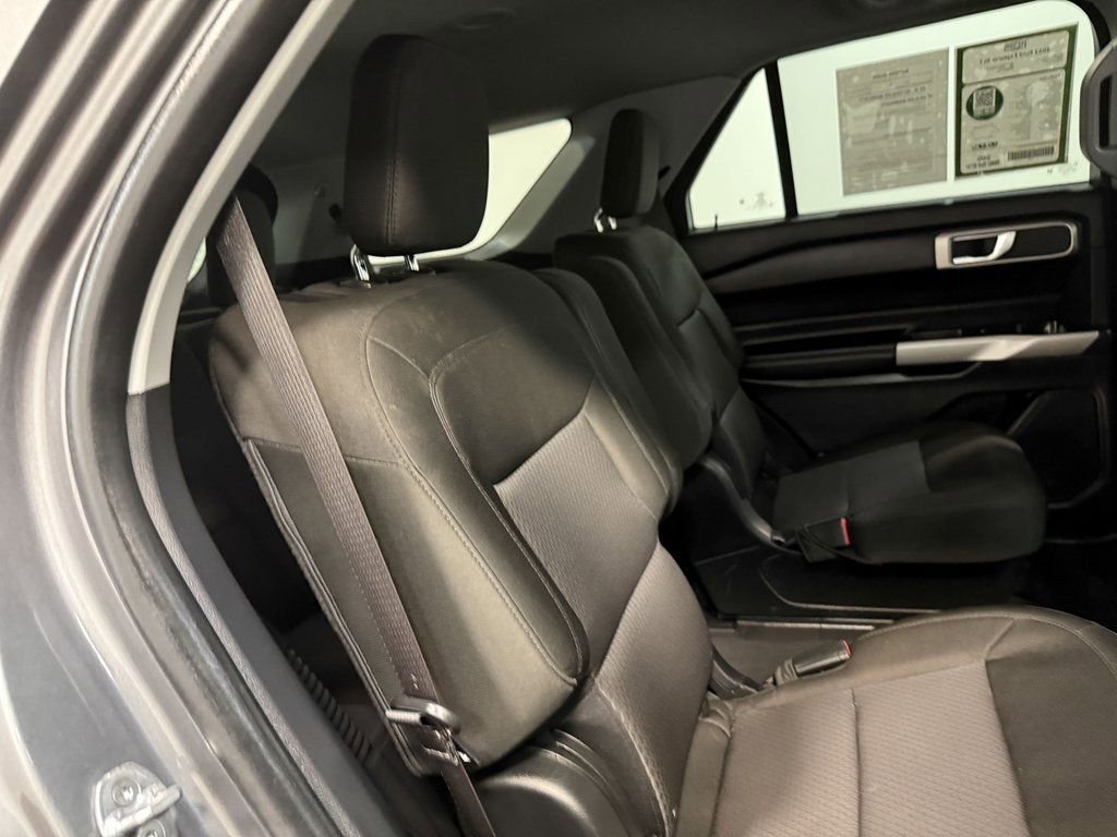 Used 2022 Ford Explorer XLT image 66