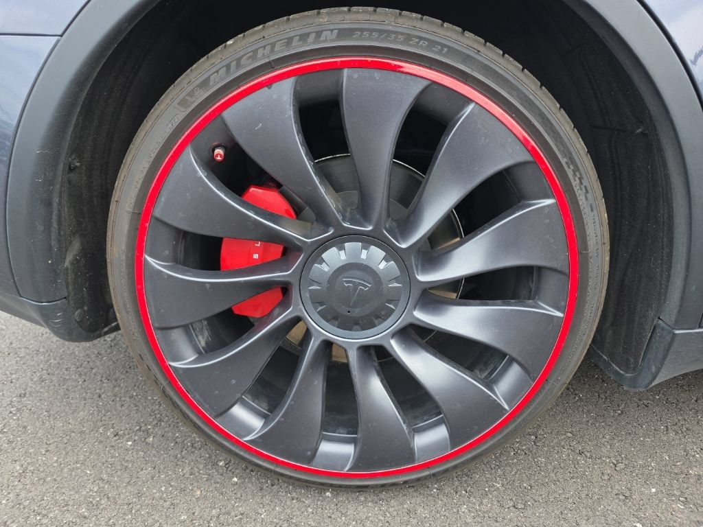 Used 2023 Tesla Model Y Performance AWD/4WD image 22