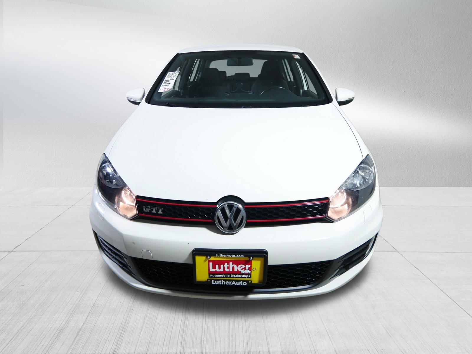 Used 2010 Volkswagen GTI 4-Door image 2