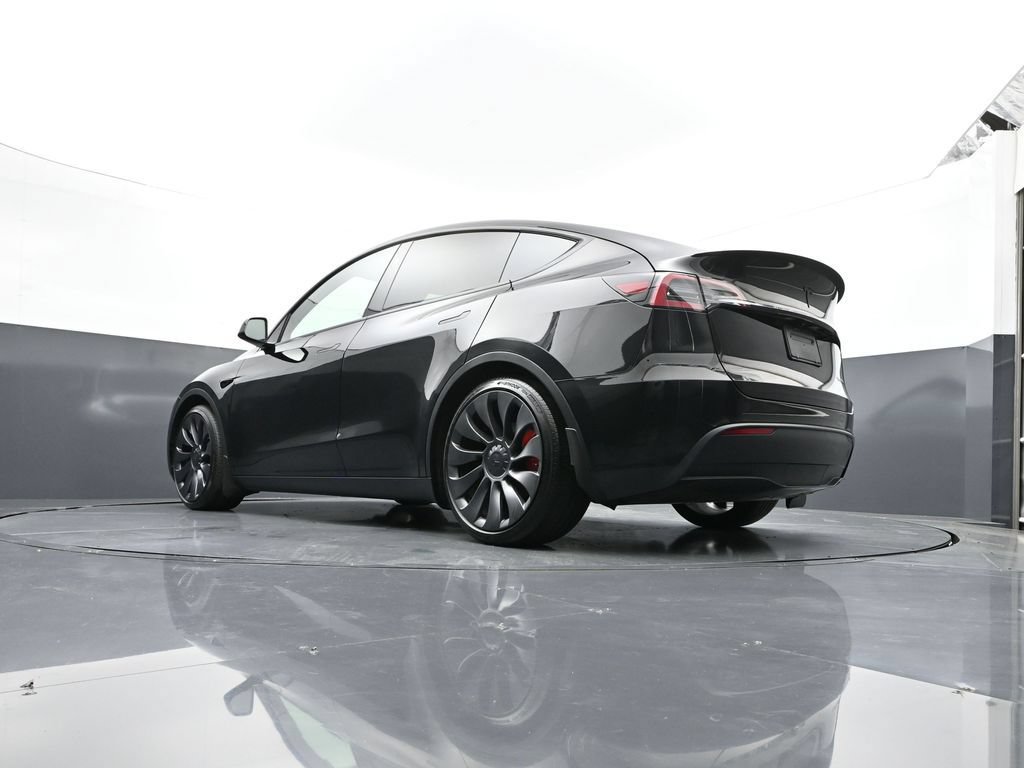 Used 2024 Tesla Model Y Performance AWD/4WD image 52