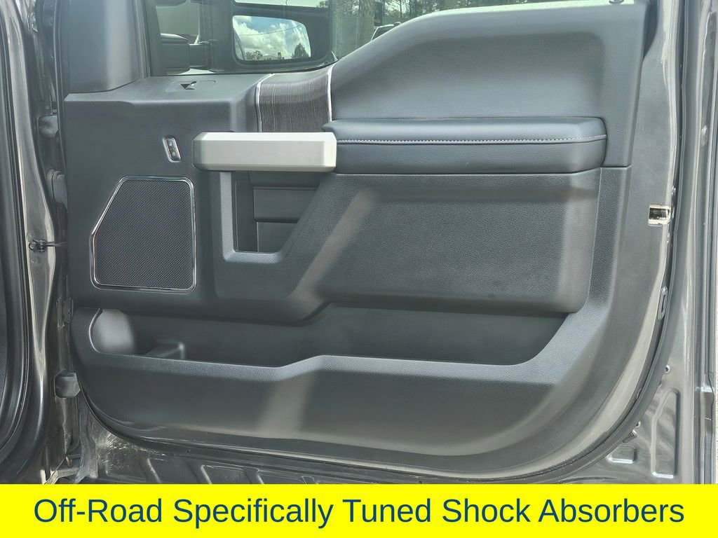 Certified 2020 Ford F250 Lariat w/ Lariat Value Package image 43