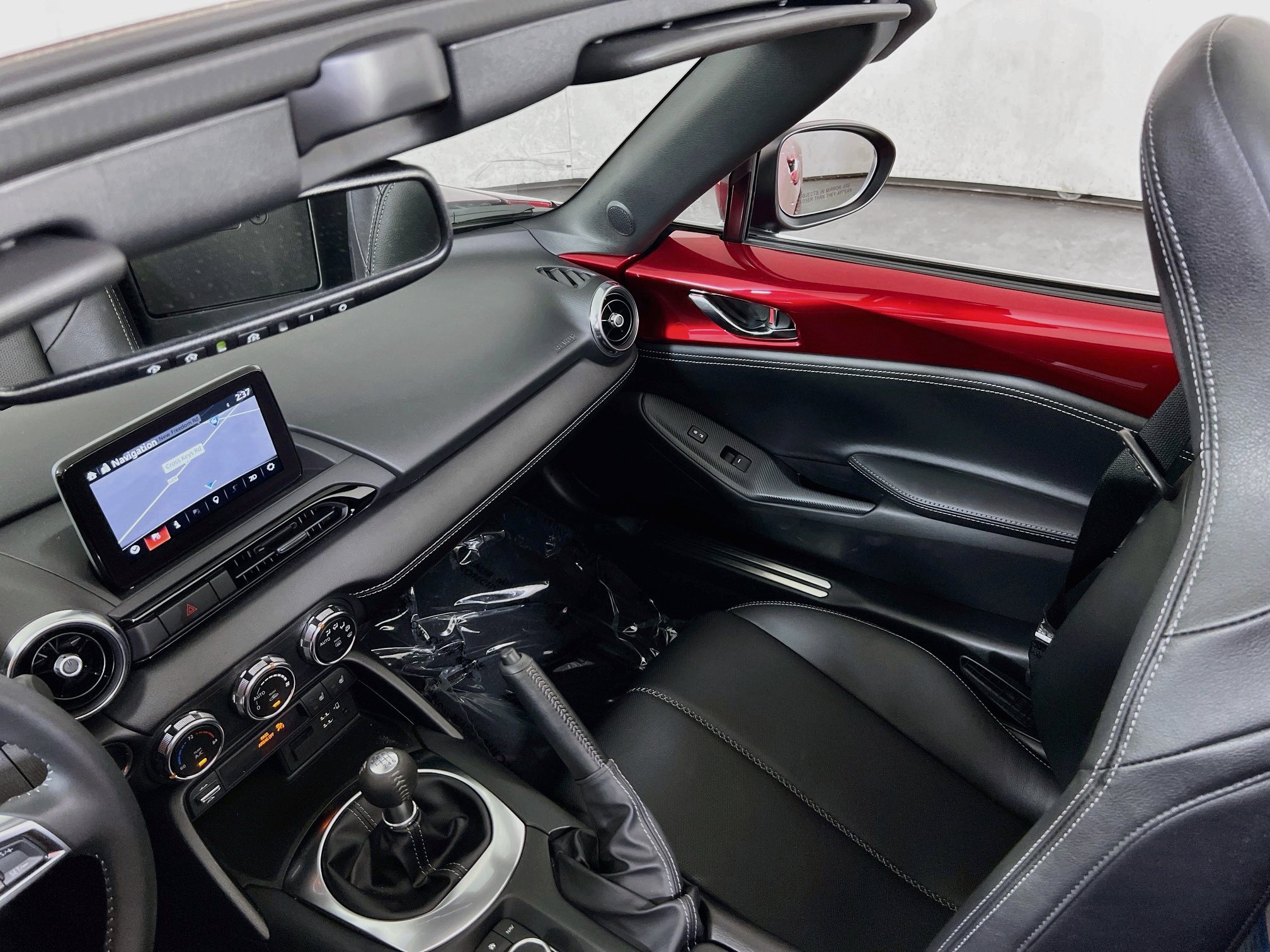 Used 2021 MAZDA MX-5 Miata RF Grand Touring RWD image 23