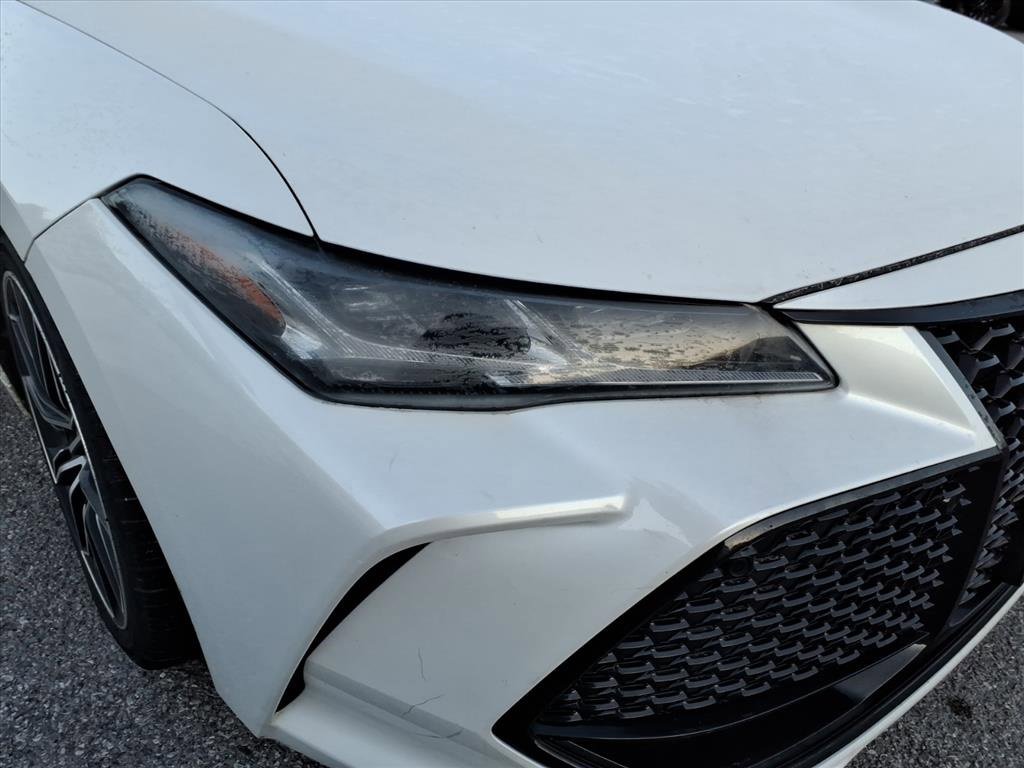 Used 2019 Toyota Avalon Touring w/ Advanced Safety Package image 8