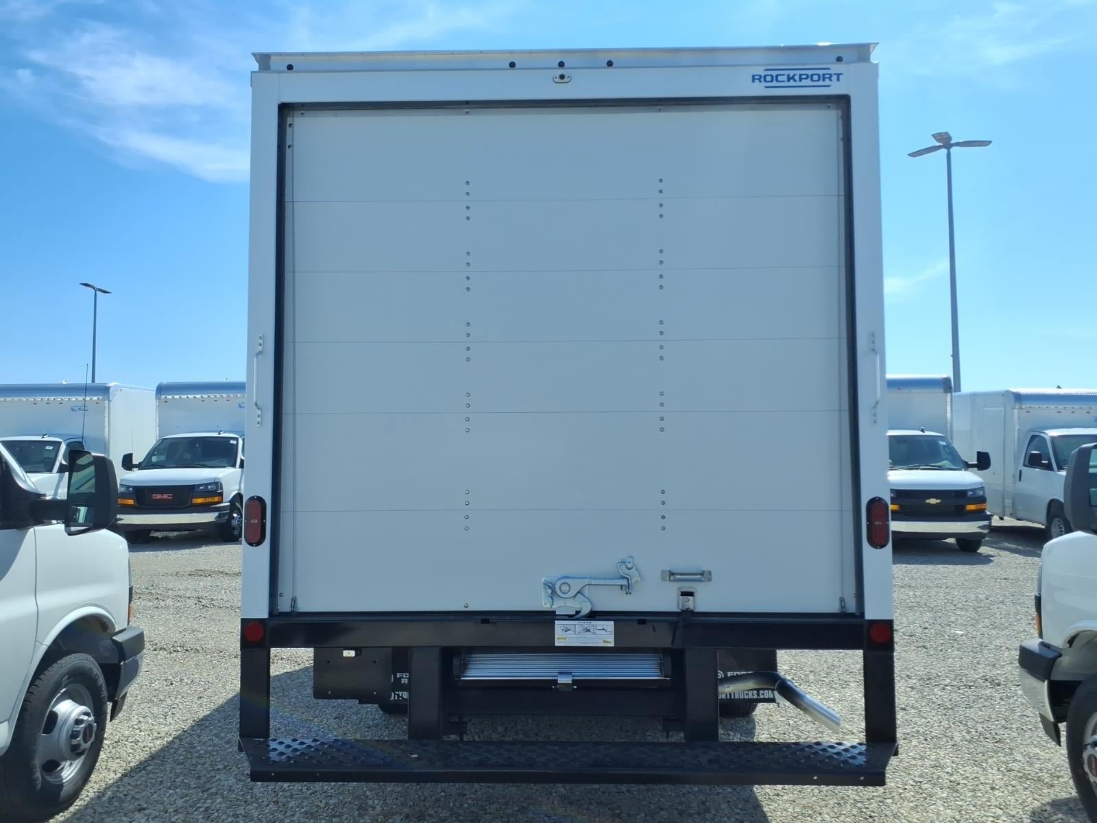 New 2026 Chevrolet Express 4500 w/ Power Convenience Package RWD image 5