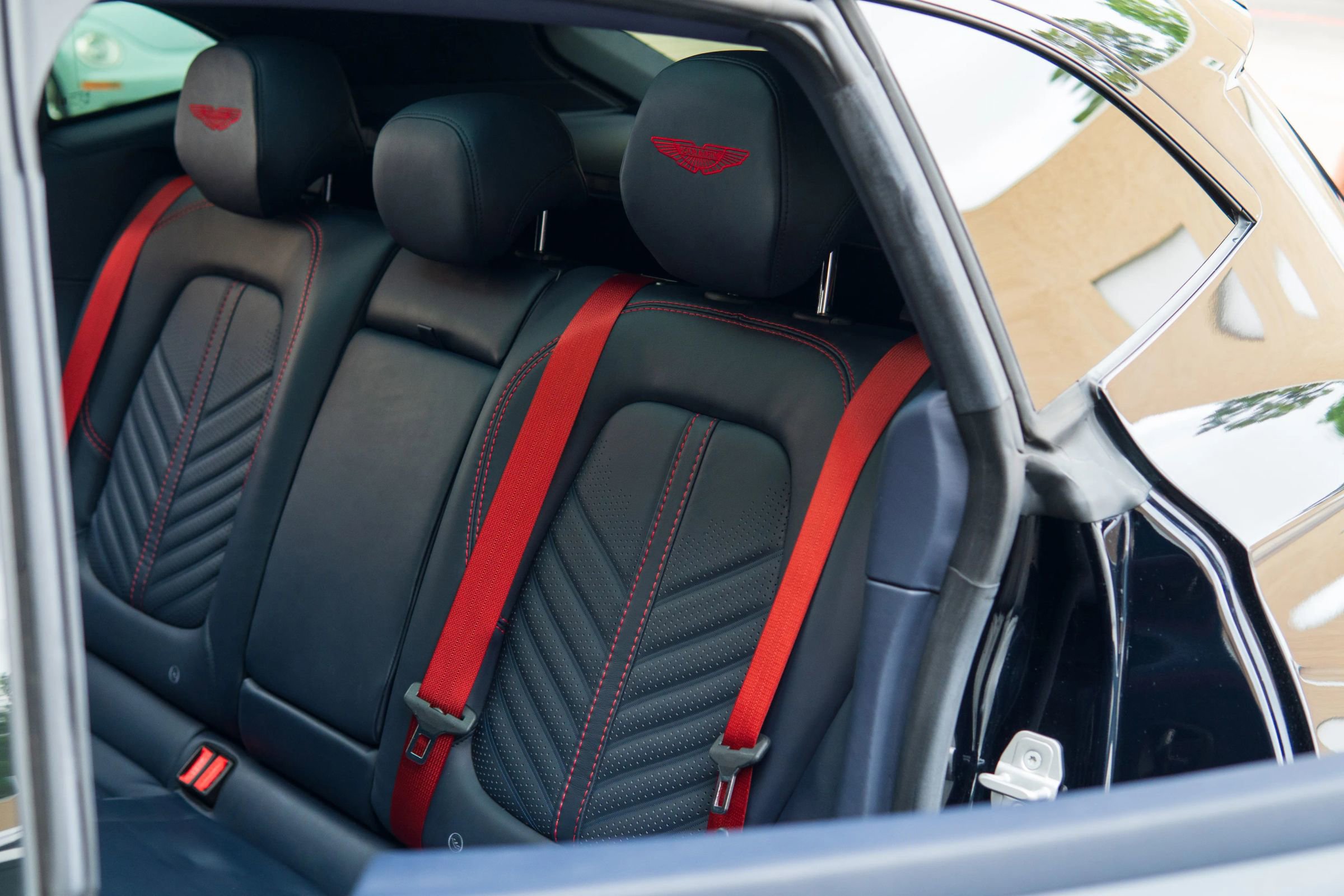 Used 2023 Aston Martin DBX 707 image 30