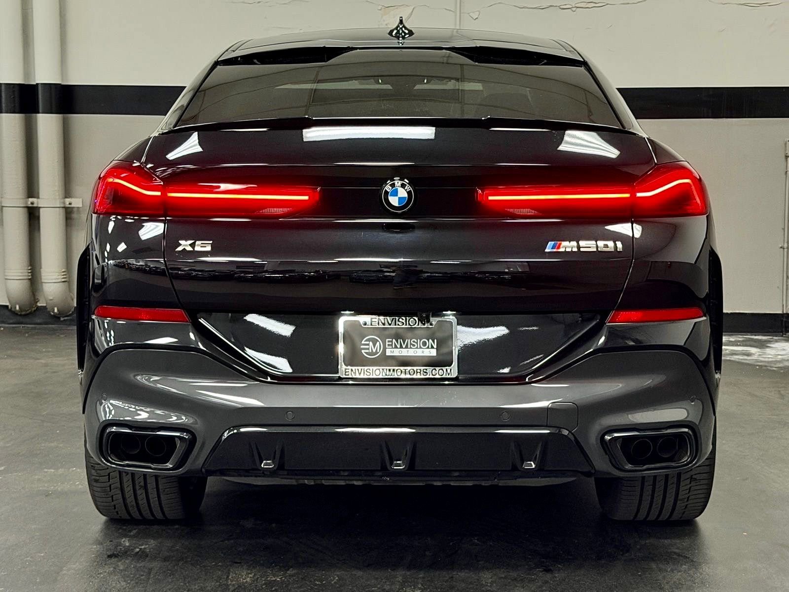 Used 2023 BMW X6 M50i w/ Executive Package image 11