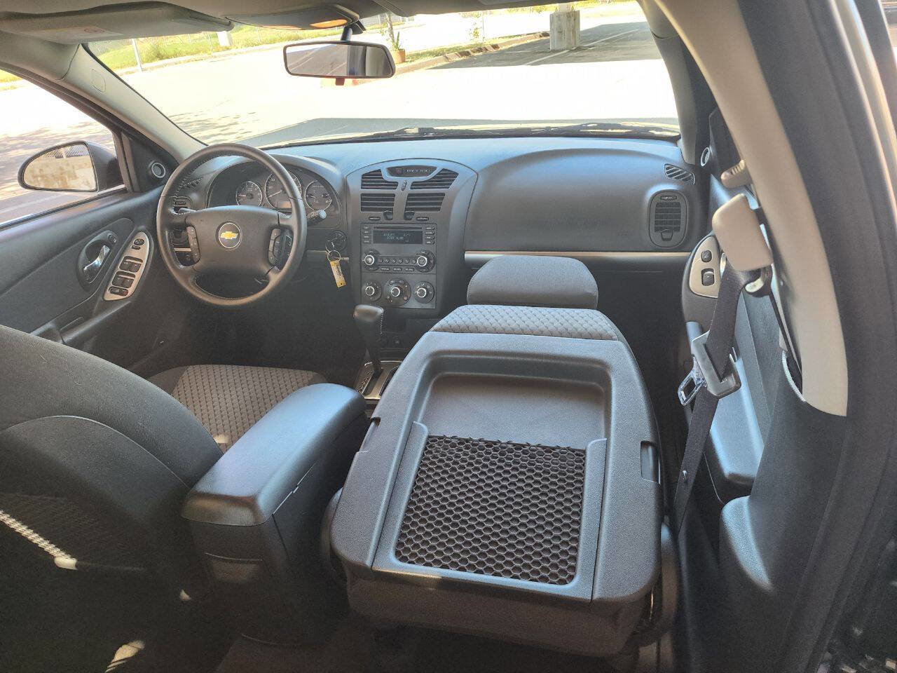 Used 2006 Chevrolet Malibu LT image 30