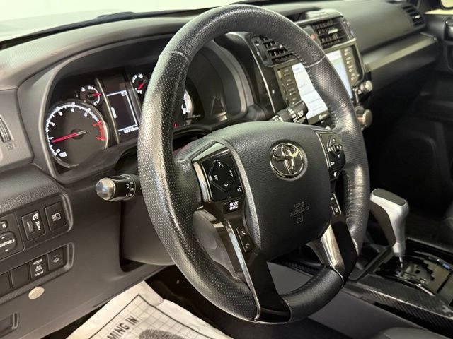 Used 2023 Toyota 4Runner TRD Off-Road Premium w/ Moonroof Package AWD/4WD image 18