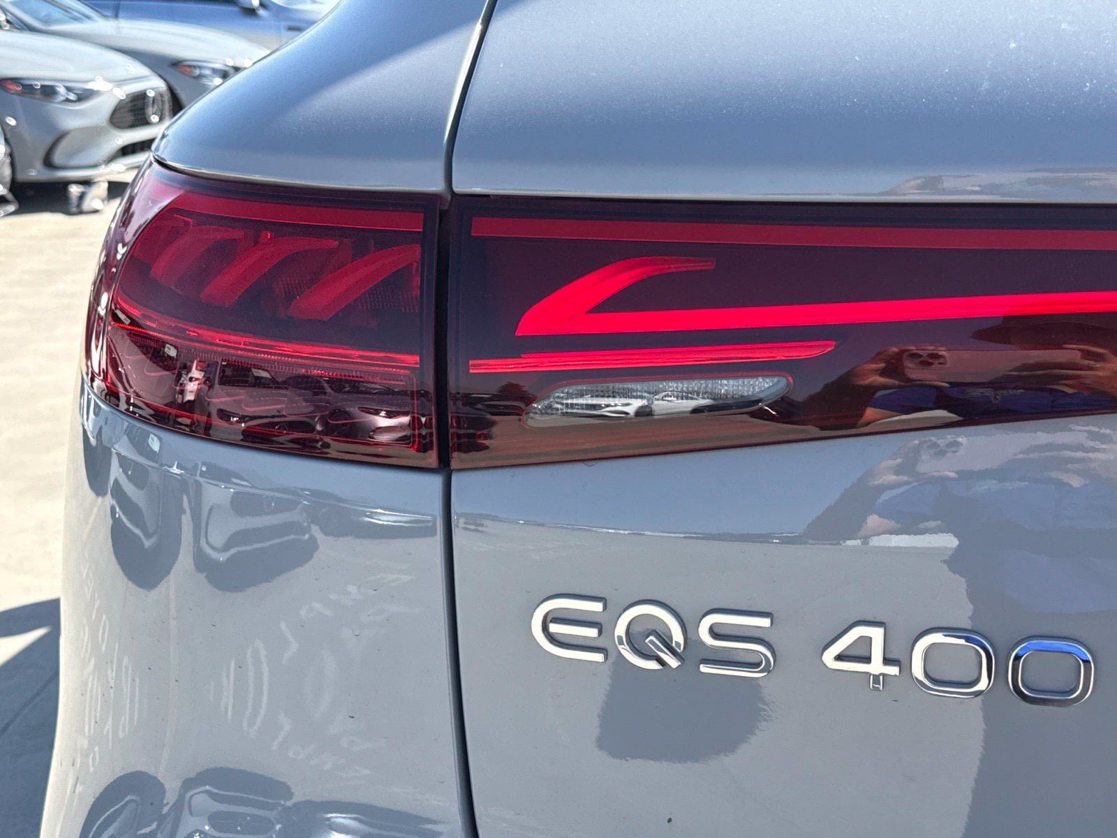 New 2027 Mercedes-Benz EQS 400 4MATIC SUV image 11
