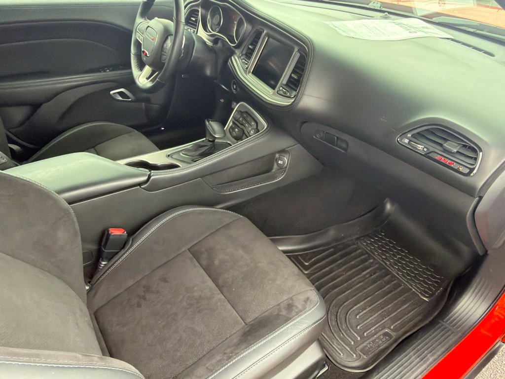 Used 2022 Dodge Challenger R/T Scat Pack w/ Plus Package RWD image 26