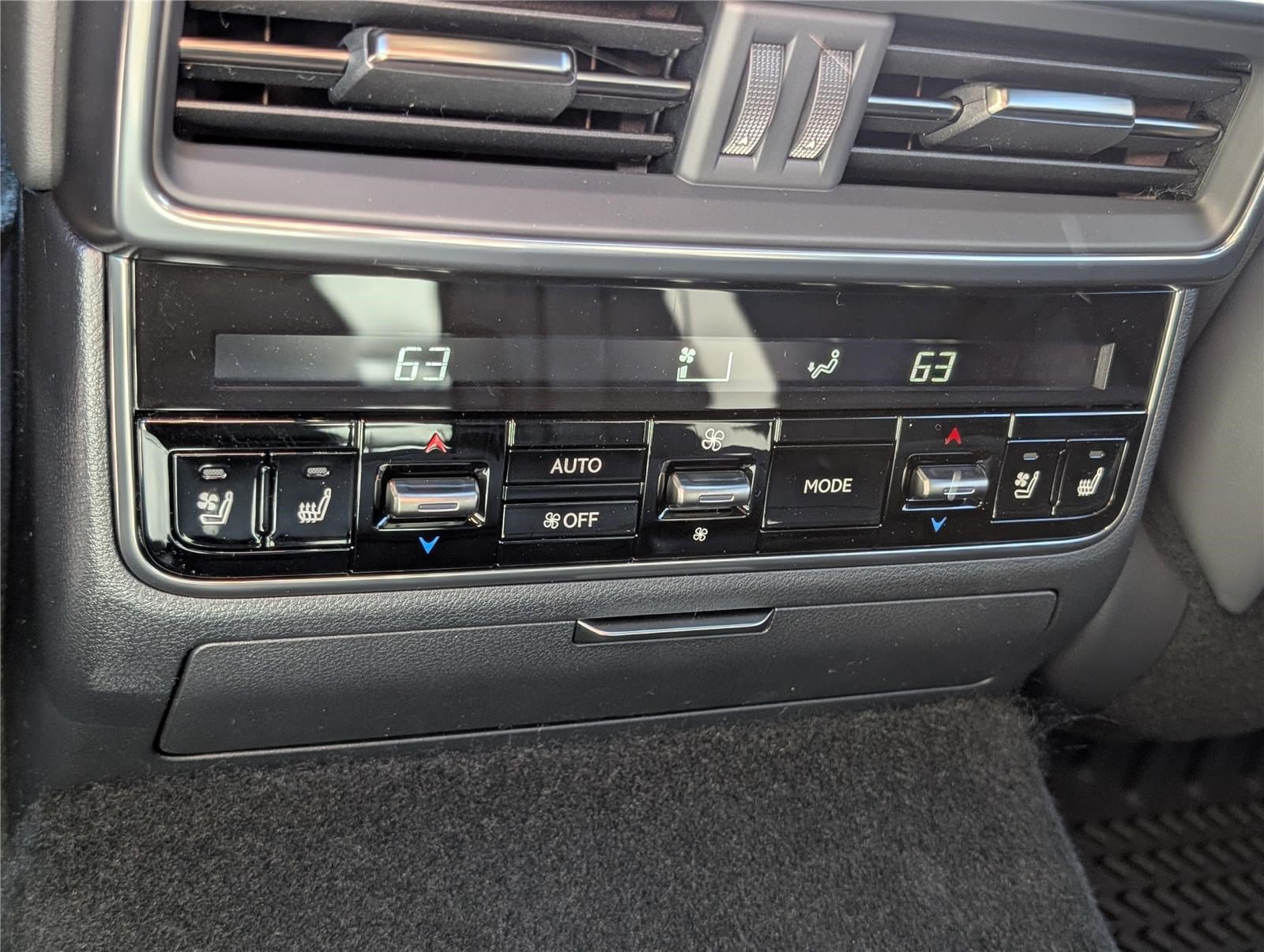 New 2026 Lexus LX 700h Luxury AWD/4WD image 14