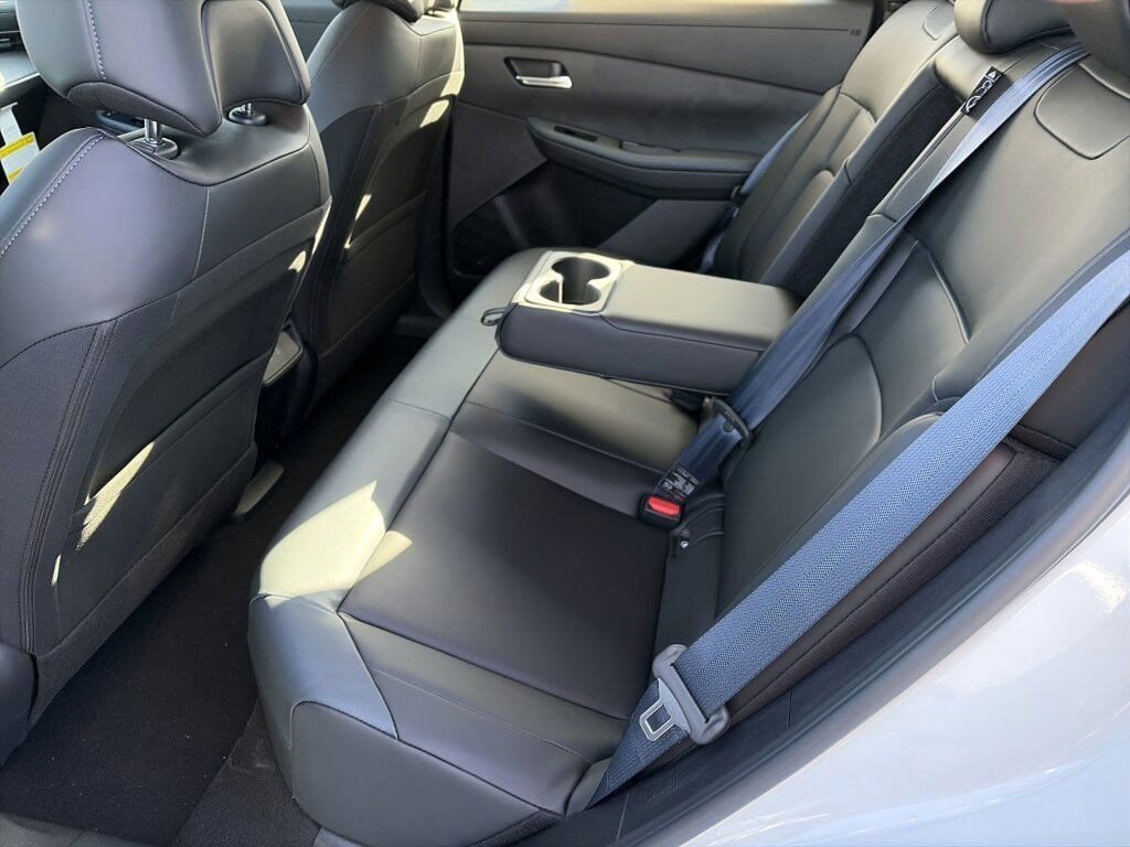 New 2026 Nissan Leaf SV+ w/ Floor Mat Package (SV+) FWD image 24