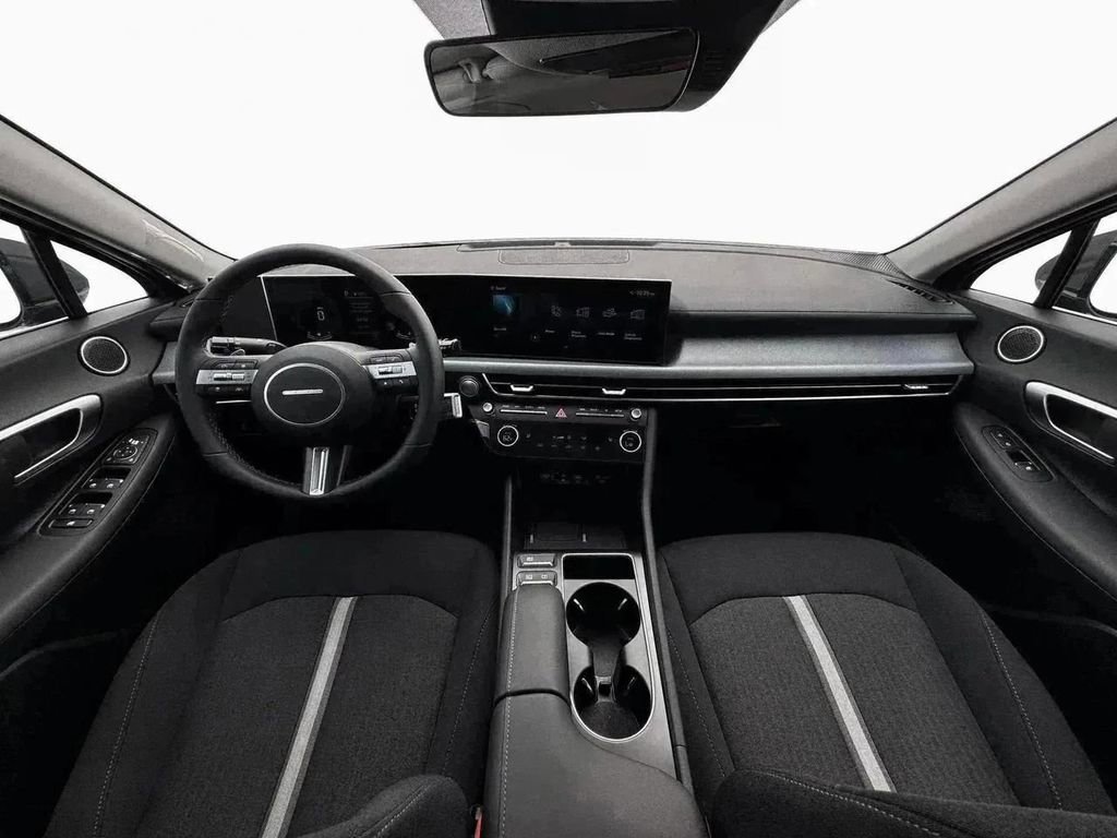 New 2026 Hyundai Sonata SEL FWD image 13