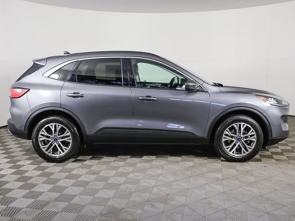 Used 2022 Ford Escape SEL image 16