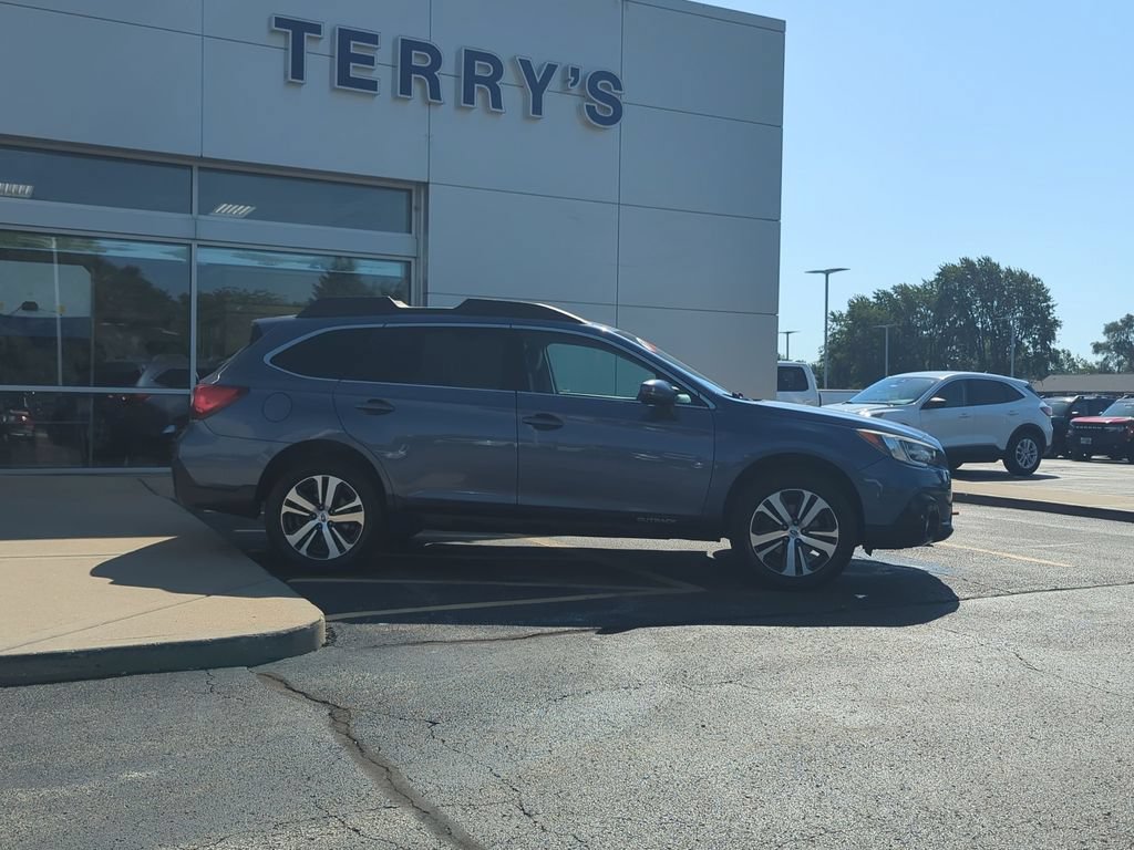 Used 2018 Subaru Outback 2.5i Limited AWD/4WD image 2