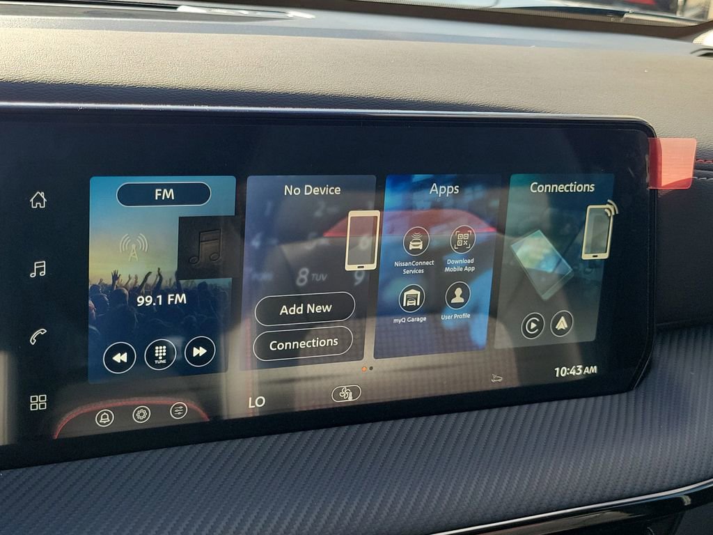 New 2026 Nissan Kicks SR image 32