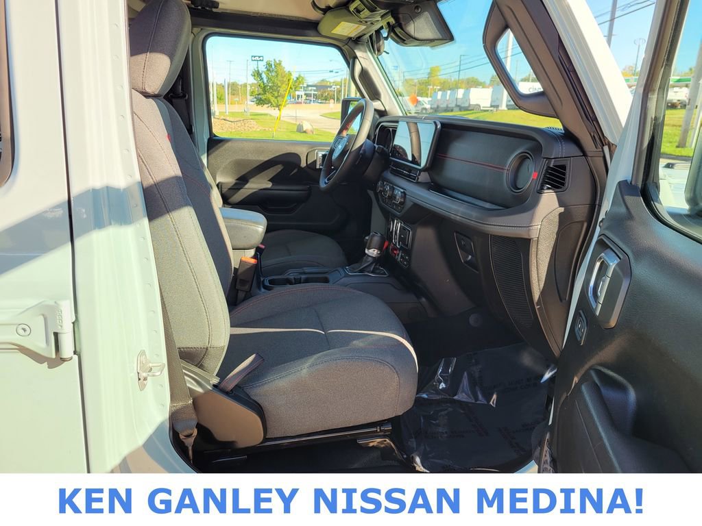 Used 2024 Jeep Wrangler Unlimited Rubicon image 47