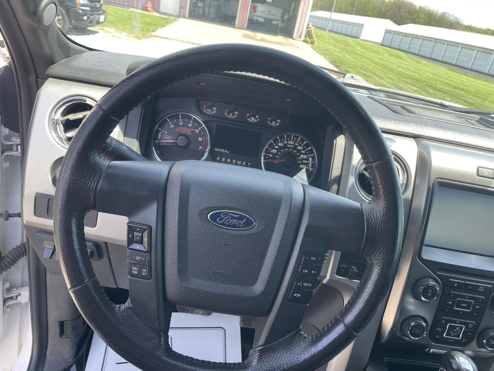 Used 2014 Ford F150 FX4 w/ Equipment Group 402A Luxury AWD/4WD image 16