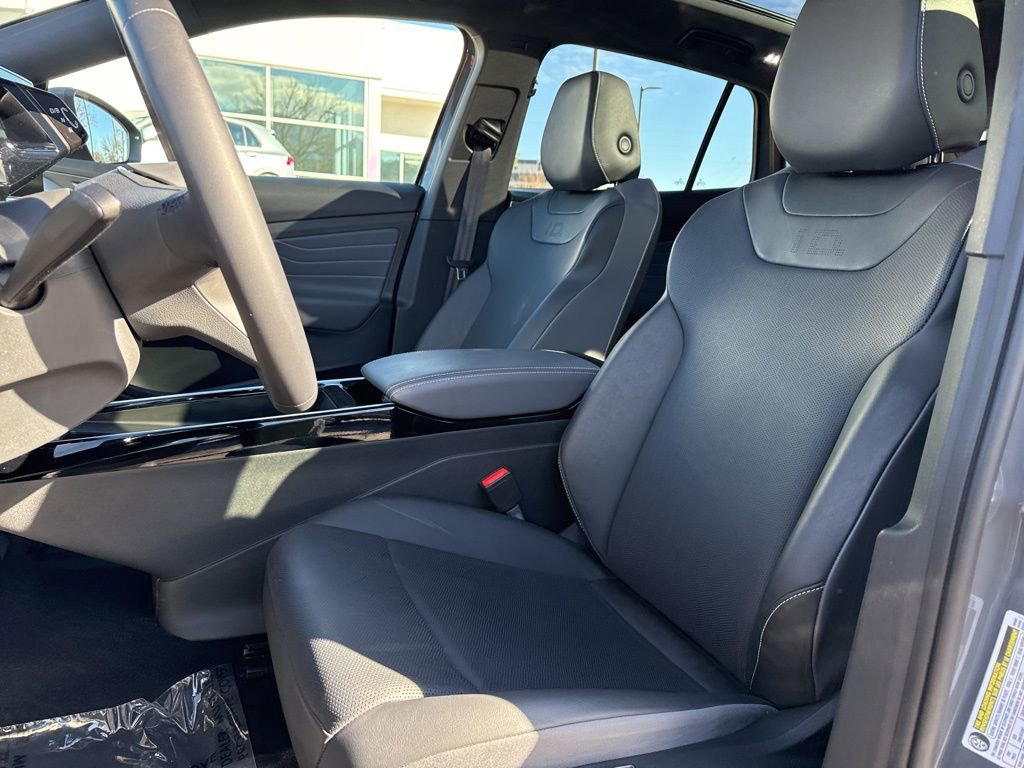 Certified 2023 Volkswagen ID.4 Pro S Plus image 10