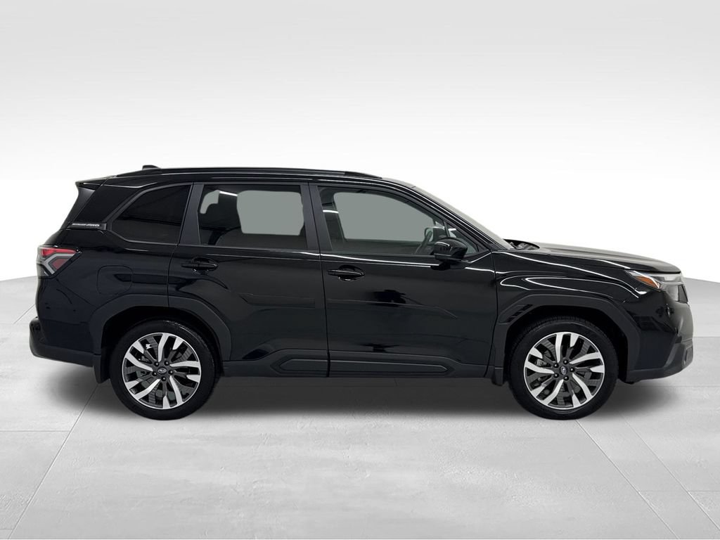 Used 2026 Subaru Forester Touring AWD/4WD image 8